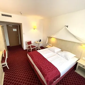 Hotel Mercure Chateau Am Kurfürstendamm